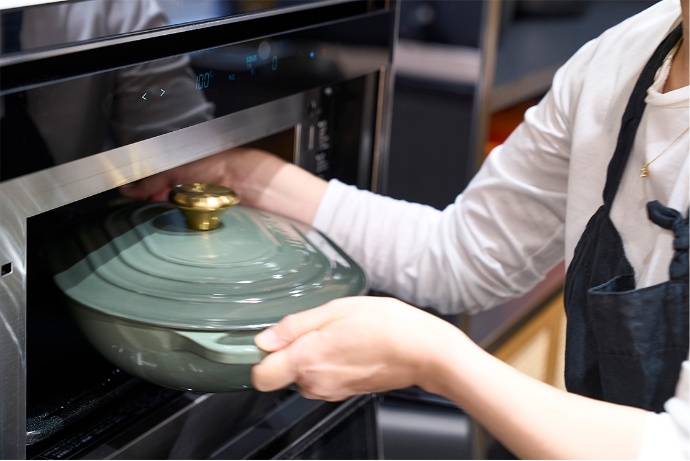 ルクルーゼ キッチン